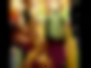 国产色黄三级视频