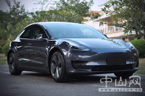 特斯拉跟国产电车比较视频,特斯拉与国产电车性能对比解析